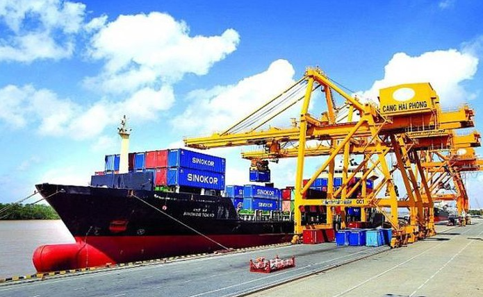 vn reaches trade surplus record of 1872 billion in the first 10 months 2020